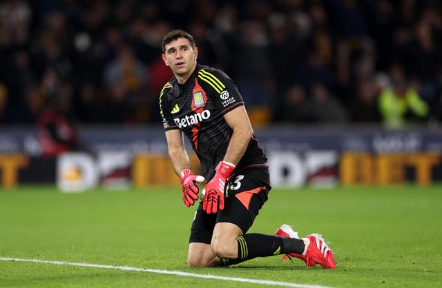 <p>Premier League goalkeepers will need to stay alert if the new rule is enforced</p>