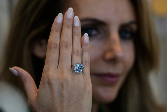 DIAMANTE AZUL