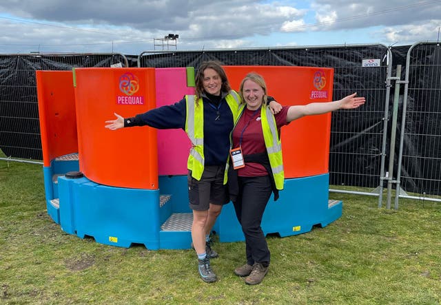 <p>PEEQUAL co-founders Hazel McShane (left) and Amber Probyn. Urine from thousands of women running the TCS London Marathon will be saved from sewage and turned into crop-growing fertiliser. </p>